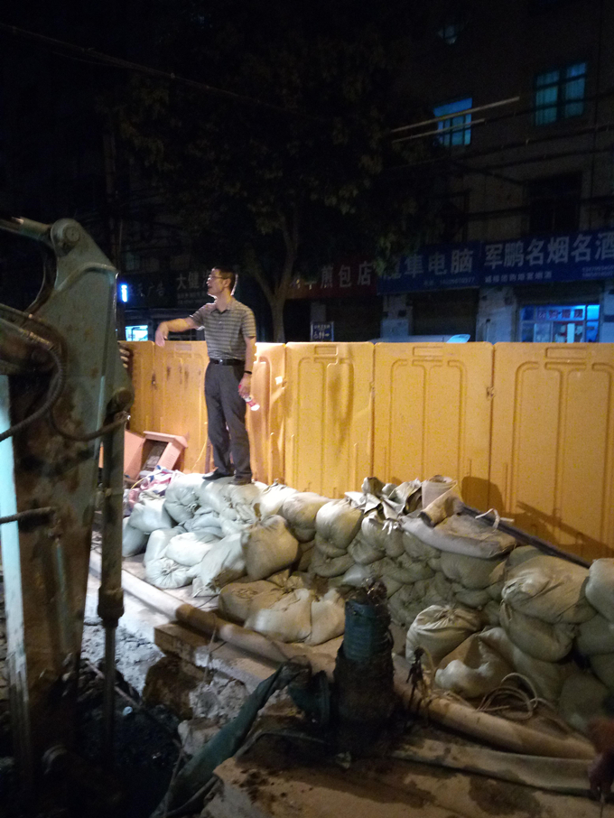 夙夜為公，一路暢通安徽交航總經(jīng)理方申柱帶領(lǐng)項目班子攻克項目難點紀(jì)實